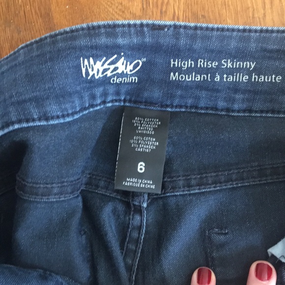 High Rise Skinny Jeans - Picture 3 of 6